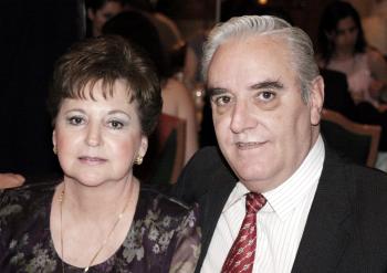 Lupe M. de Haro y Pedro Haro
