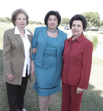 María Rosa de Calvillo, Victoria Eugenia Acosta y Olga de Calderón.