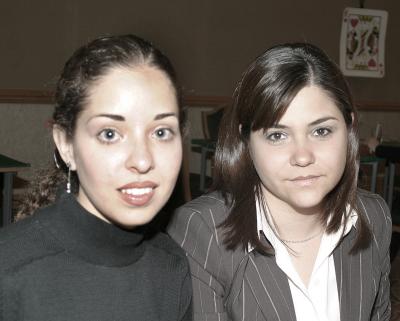 Daniela de Zermeño y Diana de Salas.