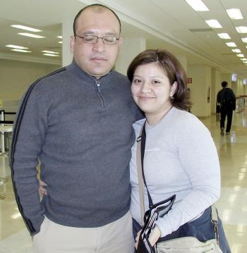 Lourdes Dávila viajó con destino a París y la depidió Jorge Cabrera.