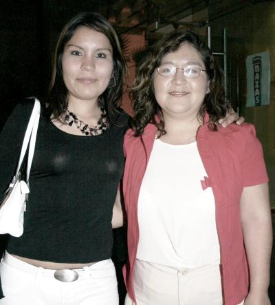 16 de marzo 2005

Xóchitl y Rocío Durán.
