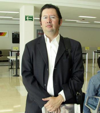 15 de marzo 

Iván Martínez Veloz viajó a México D.F..
