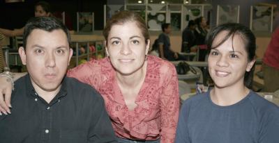 Alberto Cabello, Carolina de Cabello y once Ehrenzweiig