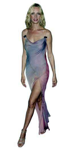De acuerdo con datos que retoma el sitio noticiasdot.com, la cantante superó a la actriz Uma Thurman (Foto) quien quedó en segunso sittio y a la cantante puertorriqueña Jennifer López (tercer lugar).

Aunque muchos podrían decir que la actriz tiene una piernas demasiado delgadas, otros las consideran atractivas.