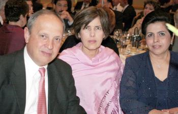 Javier I. Garza, Rosario R. de Garza y Claudia Martínez.