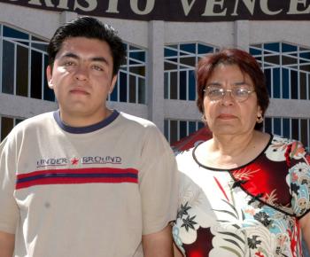 Julio César Robles y Josefina Gámez Hernández.