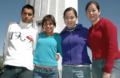 José Luis Prado, Vanesa Corvera, Cristina y Sofía Esparza.