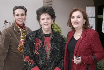 Nora de Miller, Paty de García, y Cristina Zarzar de Kawas.