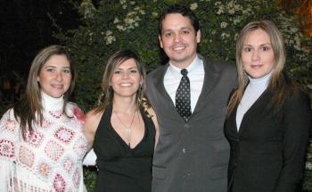 Pilar Guerrero, Silvia Padilla, Ricardo Martínez y Laura Santibáñez.