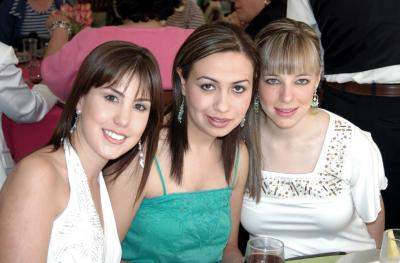 -Gaby de Obeso, Magda Navarro e Isabel Cobo.