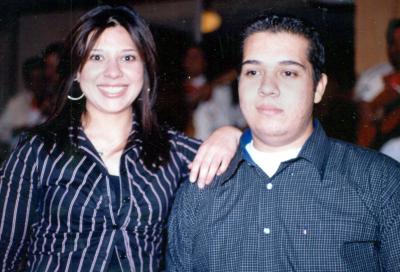 Karito y Rodrigo Lumbreras festejaron su cumpleaños en días pasados.