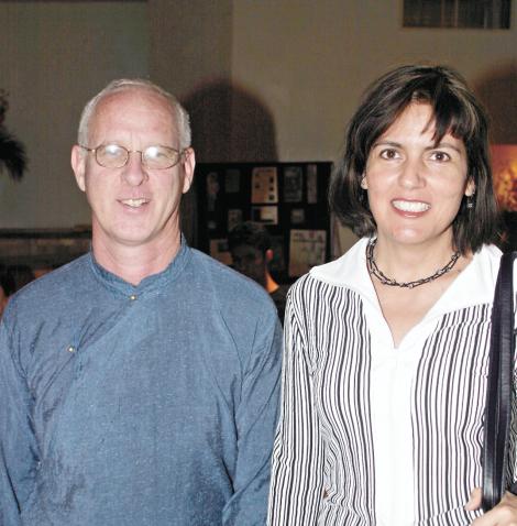 Jhampa Shaneman y Raquel Lozano