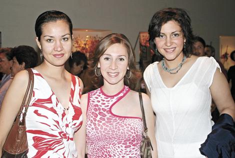 Melissa Villarreal, Rosina Olhagaray y Claudia Velasco