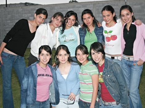 Marimar Chaman, Ana Paula Martínez, Mónica García, Sandra Rivas, Elena Baille, Valeria Rivera, Alejandra Fernández, Daniela Alanis, Katia Hernández y Magaly Berumen