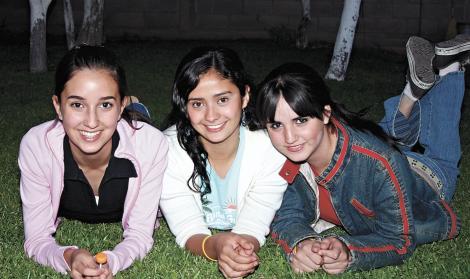 Valeria Rivera, Mónica García y Paola Garza
