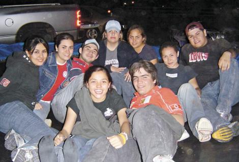 Ana Núñez, Mariana Lozano, Alejandro Samia, Adela López, Mary Carmen Betancourt, Caty Ávila, Teflón, Marcela Jaime y Claudio Clamont.