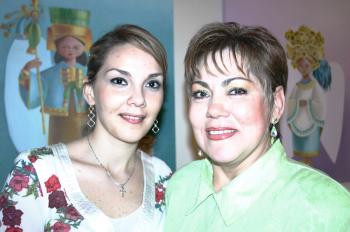 Guadalupe Padilla de Faudoa y Elena Faudoa Padilla