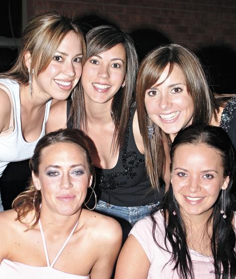 Ana Yolú Barranco Rivera, Bárbara Rubio Gutiérrez, Regina Setién de Gutiérrez, Gaby Villarreal Segura y Susana del Bosque Martínez