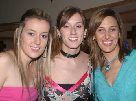 Laura, Cristina y Ana Sánchez Von Bertrab.