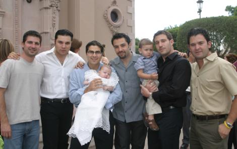Beto Ruiz, Adán Herrera, Iván Garza Tijerina con su hijo Pablo, Alejandro Tavera, Iván Garza Tijerina Sánchez, Pedro Valdés y Mauricio Albéniz.