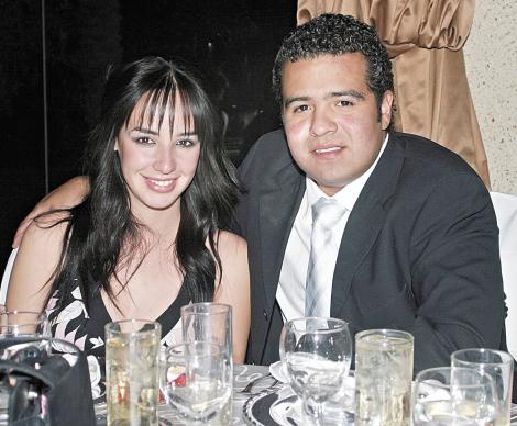 Mónica González y Rodrigo Castañeda