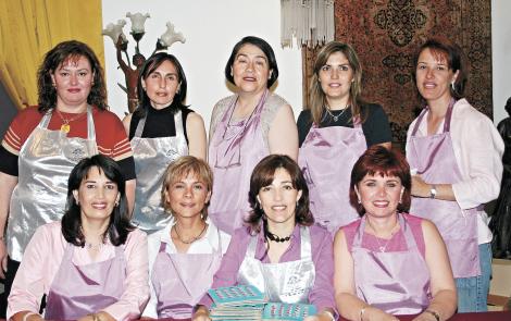 Leticia Von Bertrab, Eréndira de Hernández, Marissa de Estrella, Mirita de Garza, Amelia de González, Claudia Reed de Rebollo, Claudia de Valdéz, Yolanda de Murra y Estelita de Obeso