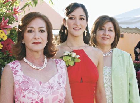 Virginia García de Ibargüengoytia, Vicky Ibargüengoytia García y Guadalupe Rebollo de Murra