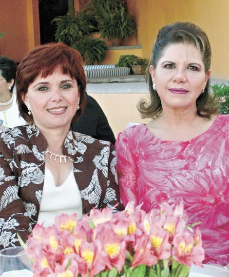 Kiki de Bonilla y Estela de Obeso