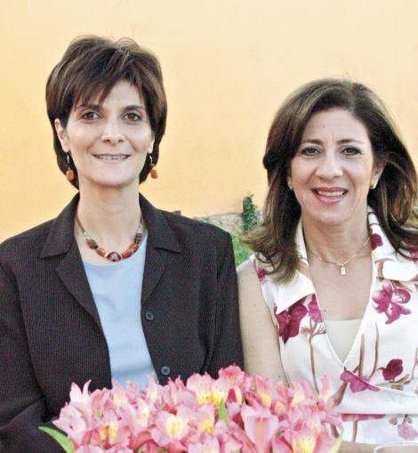 Jeovanna de Giacomán y Laura de Batarse