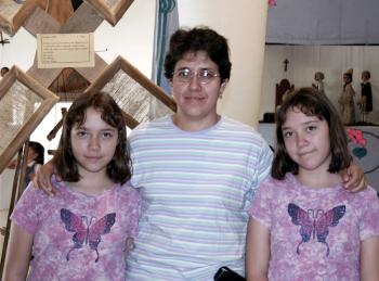 Marina Morales, Luz Montes y Alejandra Morales.