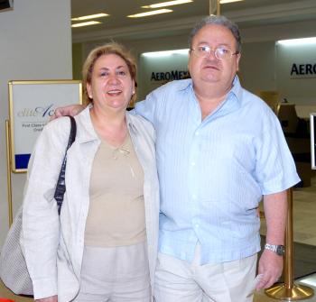 21 de abril
Fernando Manuel González y Rita Isabel de González viajaron a Huatulco