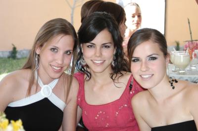 Alejandra Celaya, Berenice Cepeda y Susana Garza.