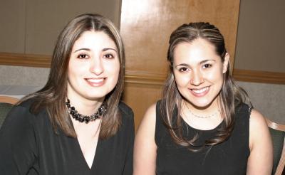 21 de abril 
Zaira Gutiérrez y Lizett de Solís