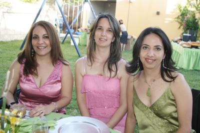 Patricia López, Alejandra López y Tita Álvarez.