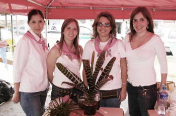 22 de abril
Rocío de Pérez, Brenda de Necochea, Valeria de González y Alejandra de Necochea.