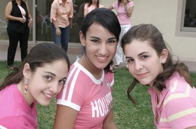 María José Calvete, Myriam Díaz de León y Luisa Chaman.