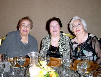 Ema, Bertha y Dora de la Fuente.