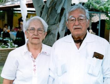 24 de abril
 Doña Elvira con su esposo Emilio Herrera Muñoz.