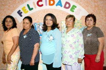 25 de abril 
Yadira Arteaga Gallardo en su fiesta de canastilla, organizada por Conny Meza de Arteaga, Laura Alicia Gallardo de Ortiz y Cristina G