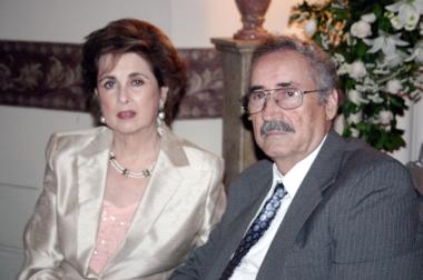 Peggy H. de Isasi y Porfirio Isasi.