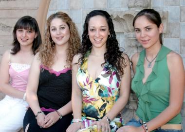 Karina con sus amigas María Idalia Chapa, Karla Rubio e Ileana Villa.