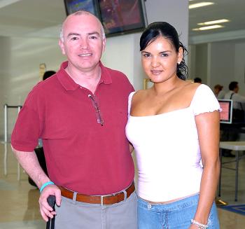 Jorge Echavarría viajó al DF y fue despedido por Susy Galindo.