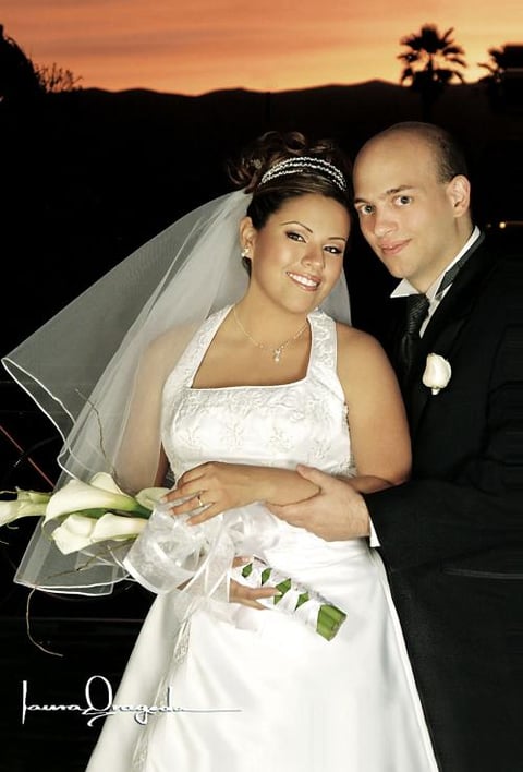 Dr. Oliver Schwindt y Lic. Isela Flores García contrajeron matrimonio  el pasado 26 de marzo de 2005.