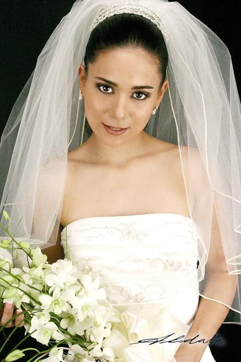 Lic. Charo Navarro Macías, el día de su unión matrimonial con el Ing. Jorge Tadeo Flores Cisneros.