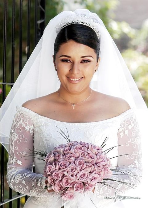 Srita. Rosalba Selene Díaz González el día de su enlace nupcial con el Sr. Carlos Manuel Saucedo Castillo.