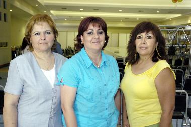 Ángeles de Martínez, Chacha de Luna y Sonia de Vargas