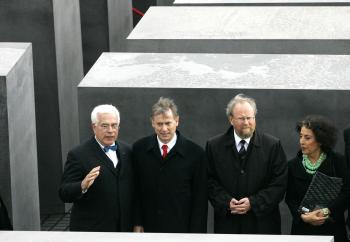 El terreno está cerca de la casamata donde pasó sus últimos días Adolfo Hitler.