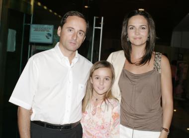 Eduardo Tricio, María del Pilar Gómez y María Tricio.