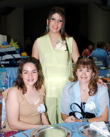 Con motivo del próximo nacimiento de su bebé, Marcela Pérez de Huerta disfrutó de una fiesta de canastilla, en la cual recibió lindos regalos.