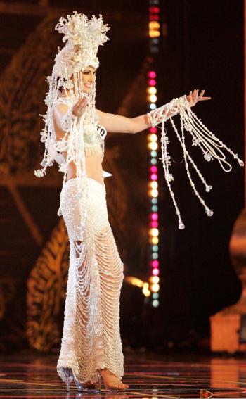 Cynthia Olavarria de Puerto Rico, una de las favoritas para portar la corona de Miss Universo.